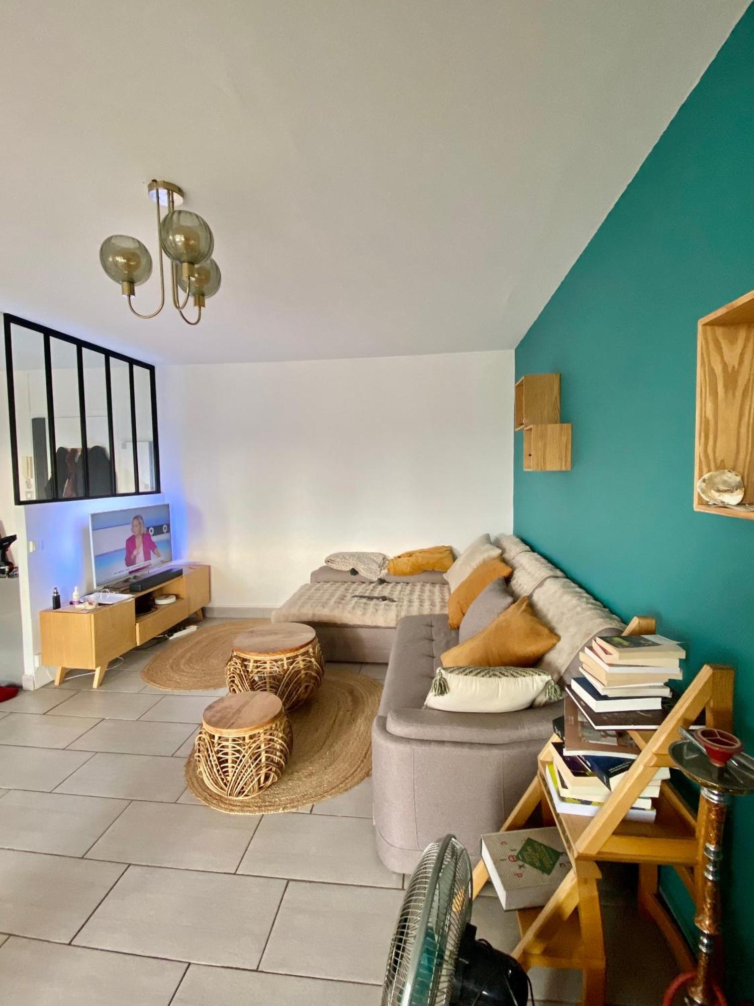 Le Paisible Apartment Decines-Charpieu Bagian luar foto